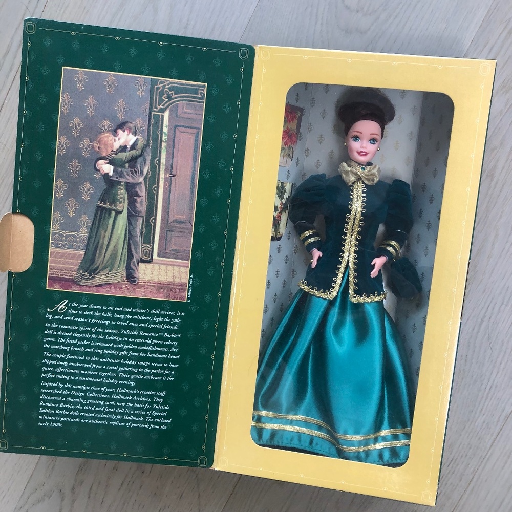 Collectible vintage 90s  Yuletide Barbie